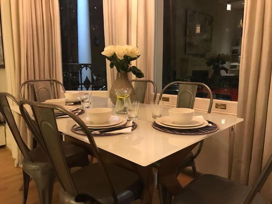 Apartamento Stunning 2 Bed/2Bath Flat In Heart Of Kensington Londres Exterior foto