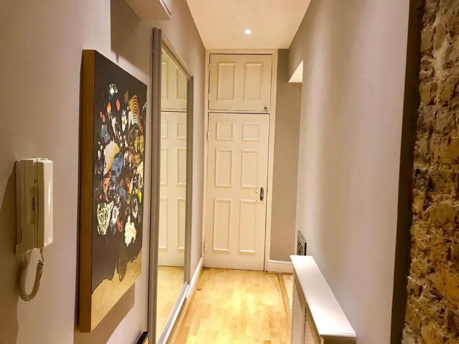 Apartamento Stunning 2 Bed/2Bath Flat In Heart Of Kensington Londres Exterior foto